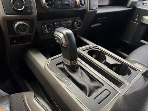 Used 2020 Ford F150 Raptor w/ Equipment Group 802A Luxury AWD/4WD image 32