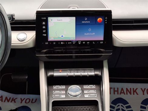 Used 2025 Lincoln Nautilus Reserve AWD/4WD image 20