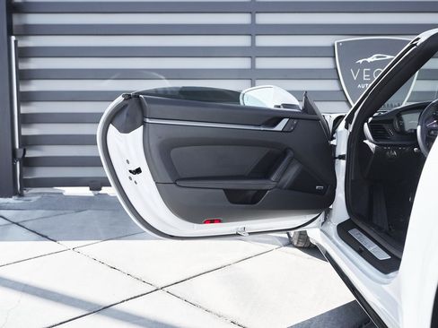 Used 2024 Porsche 911 Carrera 4S image 24