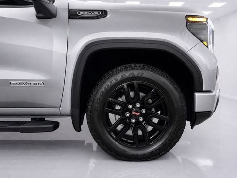 Used 2024 GMC Sierra 1500 Elevation w/ Elevation Premium Package AWD/4WD image 13