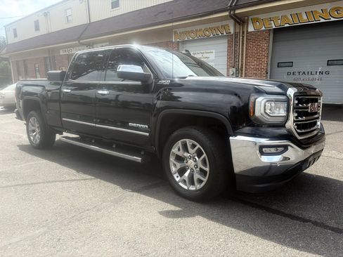 Used 2018 GMC Sierra 1500 SLT w/ SLT Premium Package AWD/4WD image 11