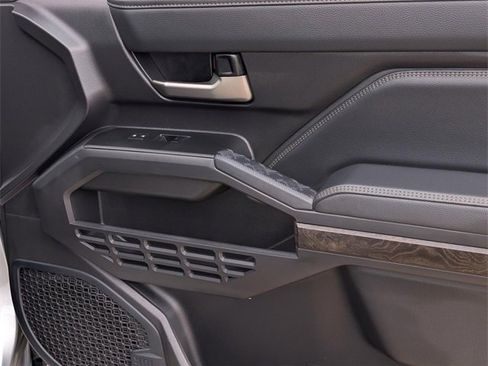 Used 2024 Toyota Tacoma Limited image 36