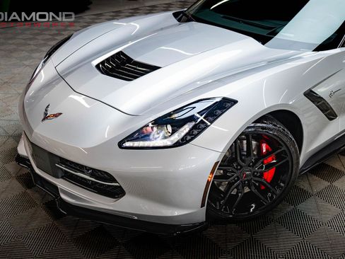 Used 2019 Chevrolet Corvette Stingray Coupe RWD image 60