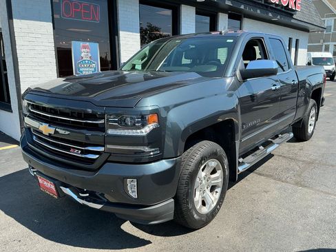 Used 2017 Chevrolet Silverado 1500 LTZ Z71 w/ LTZ Plus Package AWD/4WD image 2
