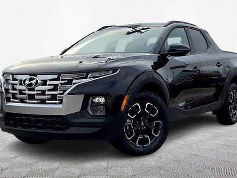 Used 2024 Hyundai Santa Cruz SEL w/ Activity Package image 2