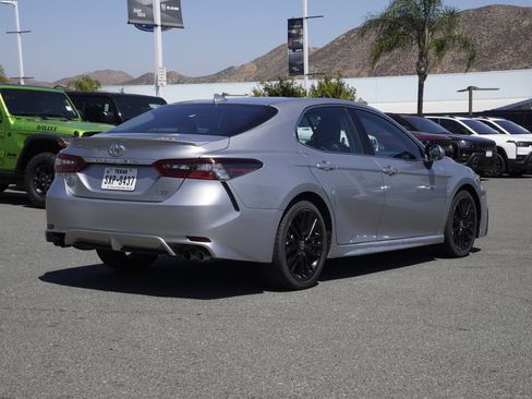 Used 2023 Toyota Camry XSE FWD image 3