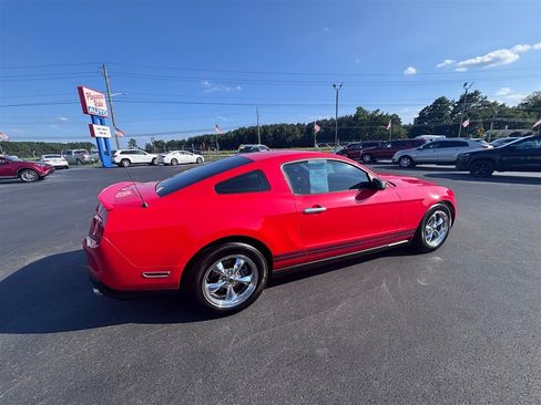 Used 2012 Ford Mustang Coupe RWD image 7