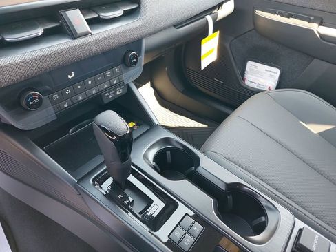 New 2026 Subaru Outback Limited AWD/4WD image 21
