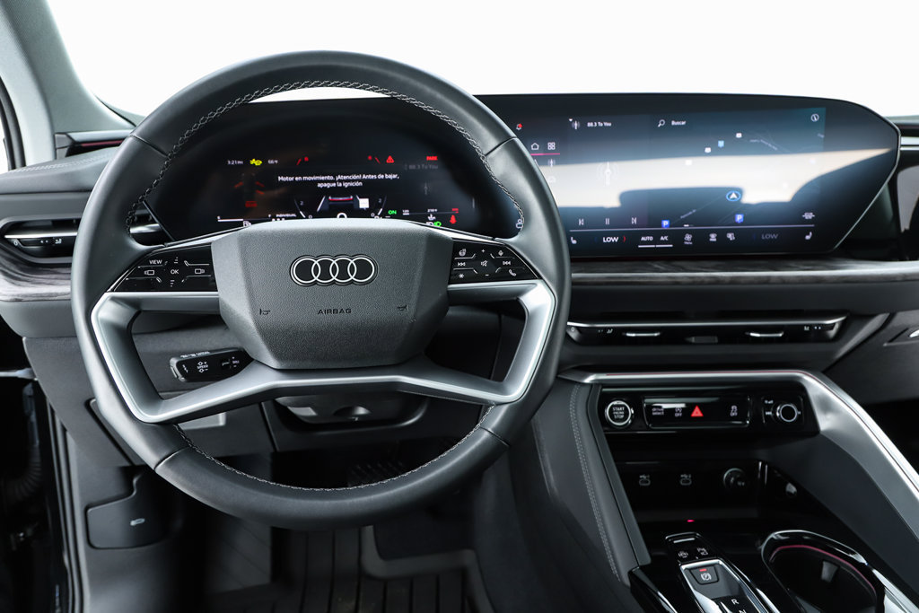 Used 2025 Audi Q5 Premium AWD/4WD image 24