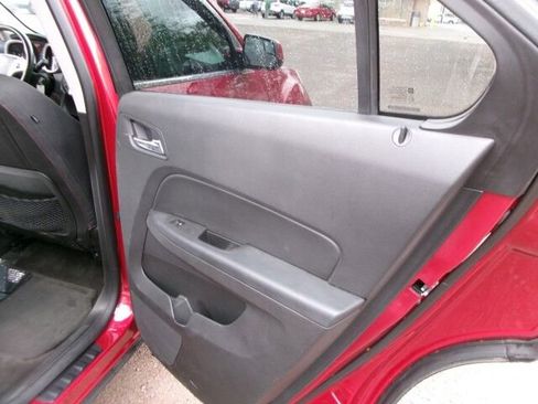 Used 2013 Chevrolet Equinox LT image 18