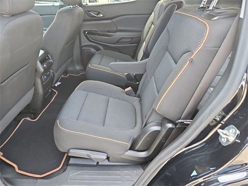 Used 2023 GMC Acadia AT4 image 24