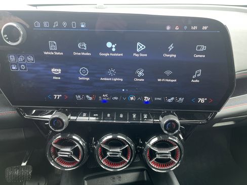 Used 2025 Chevrolet Blazer EV RS image 24