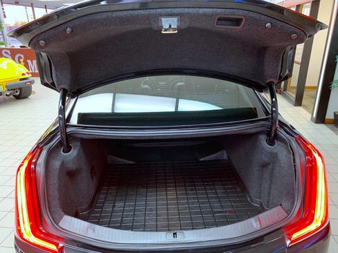 Used 2018 Cadillac XTS Luxury image 7