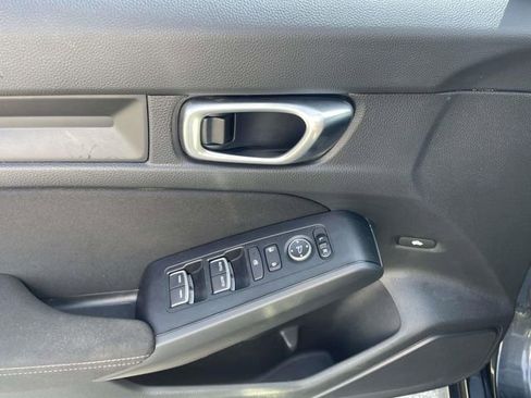 Used 2023 Honda Civic Sport image 16