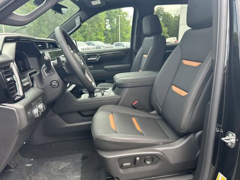 New 2026 GMC Sierra 1500 AT4 w/ AT4 Premium Package AWD/4WD image 18