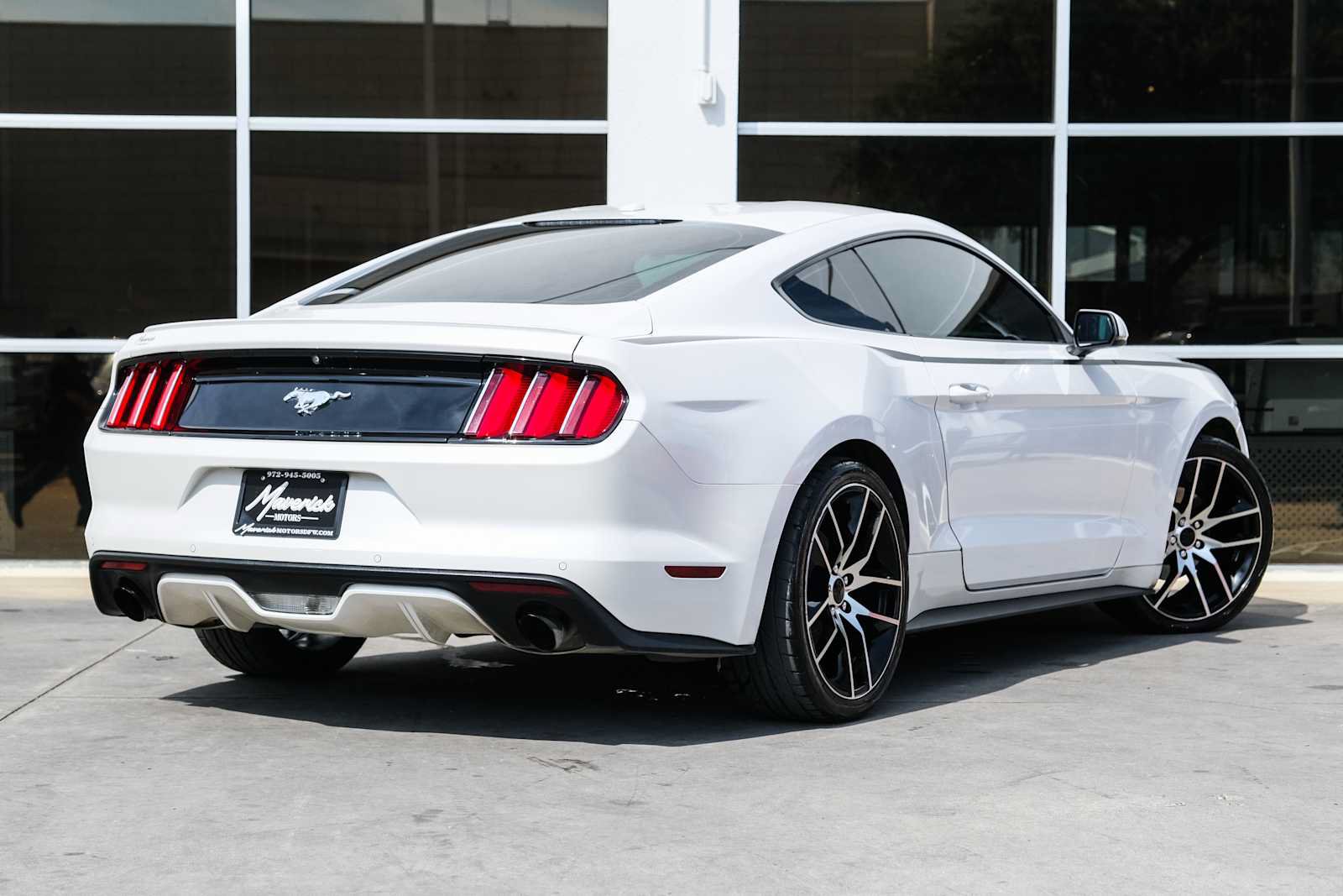 Used 2017 Ford Mustang Premium w/ Equipment Group 201A RWD image 9