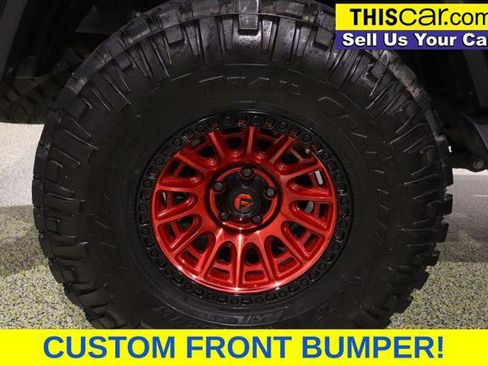 Used 2023 Jeep Gladiator Sport image 11