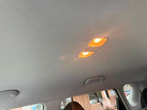 Used 2014 Kia Soul + FWD image 27