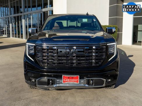 Used 2023 GMC Sierra 1500 Denali Ultimate image 2