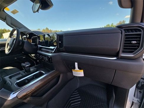 New 2026 Chevrolet Silverado 1500 LT Trail Boss w/ Convenience Package II image 30