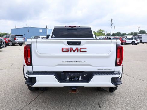 Used 2023 GMC Sierra 3500 Denali w/ Denali Ultimate Package AWD/4WD image 4