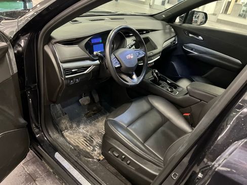 Certified 2023 Cadillac XT4 Premium Luxury w/ Cold Weather Package image 5