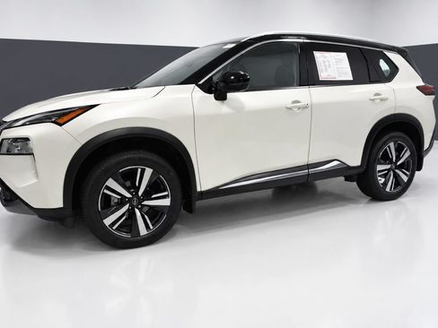 Certified 2023 Nissan Rogue SL AWD/4WD image 2