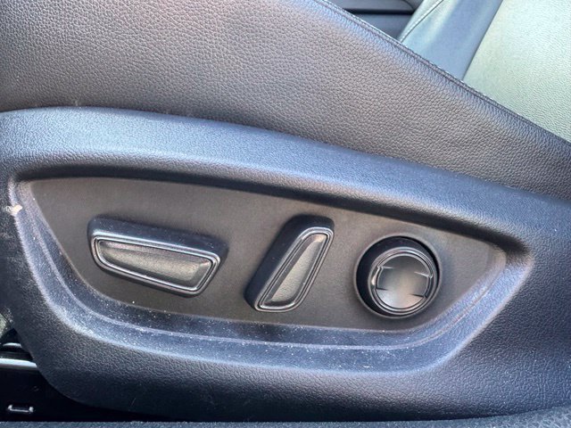Used 2025 Toyota Camry SE FWD image 18