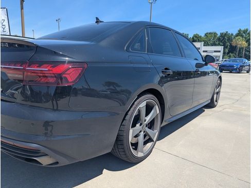 Used 2024 Audi A4 2.0T Premium Plus w/ Premium Plus Package AWD/4WD image 3