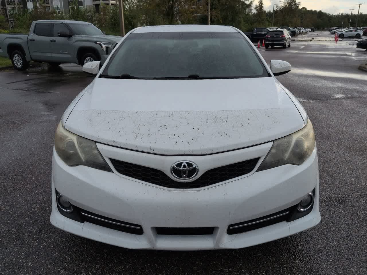 Used 2014 Toyota Camry SE FWD image 9