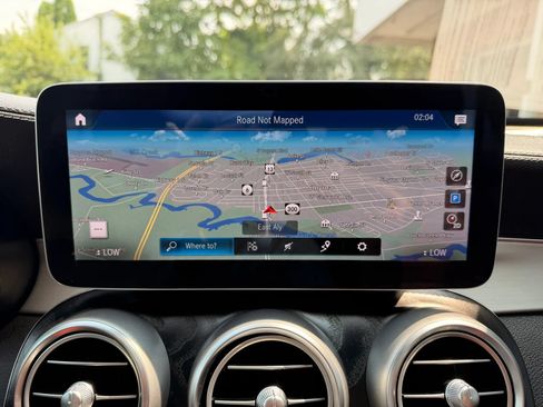 Used 2022 Mercedes-Benz GLC 43 AMG 4MATIC w/ Multimedia Package Lite image 20