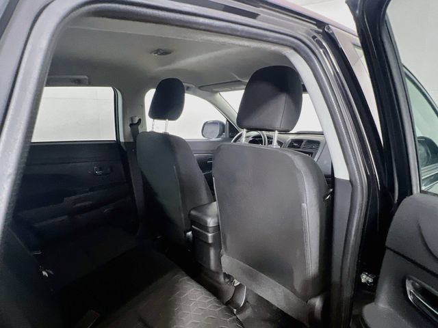 Used 2025 Mitsubishi Outlander Sport AWD image 24