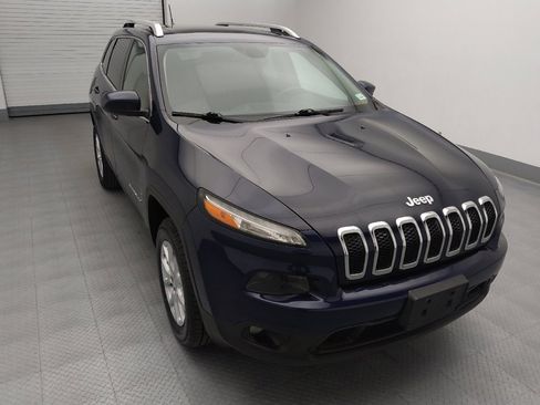 Used 2015 Jeep Cherokee Latitude w/ Comfort/Convenience Group image 14