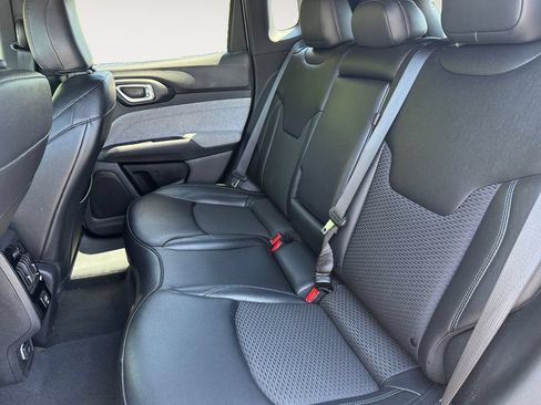 Used 2024 Jeep Compass Latitude w/ Altitude Special Edition AWD/4WD image 13