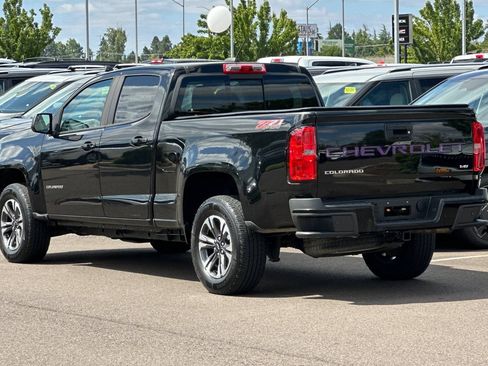 Used 2021 Chevrolet Colorado Z71 AWD/4WD image 6