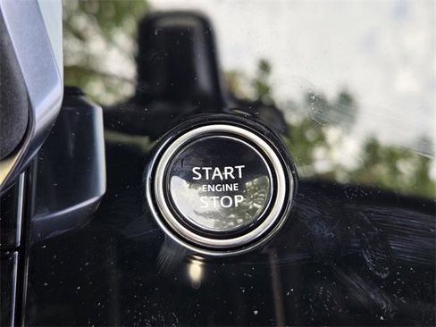 New 2025 Land Rover Range Rover Sport Dynamic SE image 14