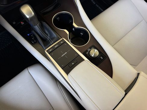 Used 2022 Lexus RX 350 FWD w/ Premium Package image 26