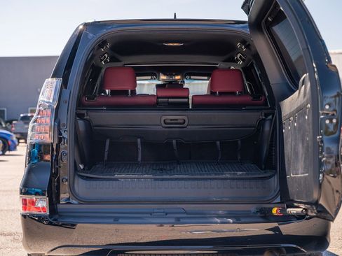 Used 2023 Lexus GX 460 Premium w/ Premium Package AWD/4WD image 17