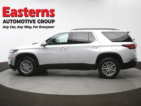 Used 2022 Chevrolet Traverse LT FWD image 61
