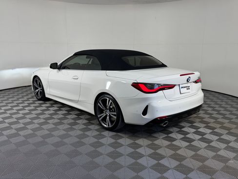 Used 2024 BMW 430i Convertible w/ Premium Package RWD image 3