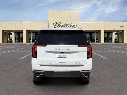 Used 2026 GMC Yukon XL Denali w/ Denali Reserve Package AWD/4WD image 6