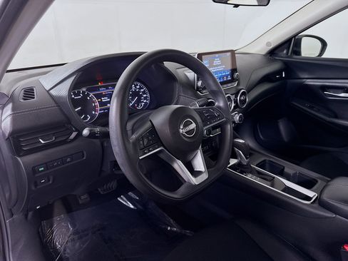 Used 2024 Nissan Sentra SV image 23