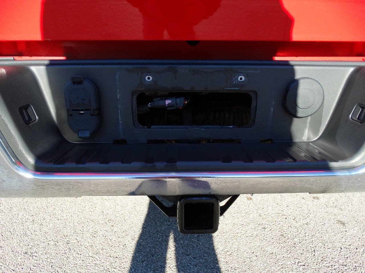 Used 2016 GMC Canyon 4x4 Crew Cab SLT w/ Driver Alert Package image 11