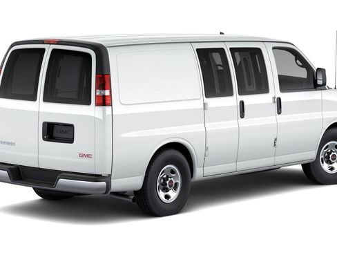 New 2026 GMC Savana 2500 RWD image 3