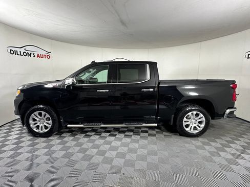 Used 2022 Chevrolet Silverado 1500 LTZ w/ LTZ Convenience Package II AWD/4WD image 3