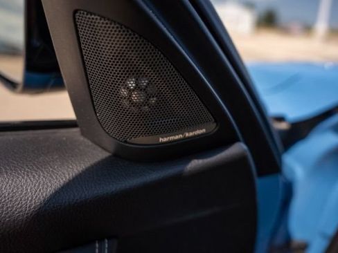 Used 2017 BMW M3 RWD image 16