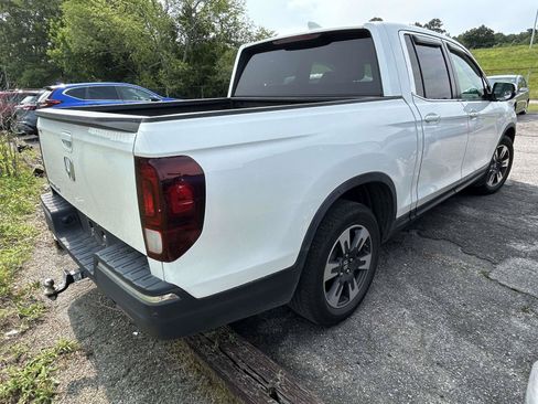 Used 2017 Honda Ridgeline RTL image 2
