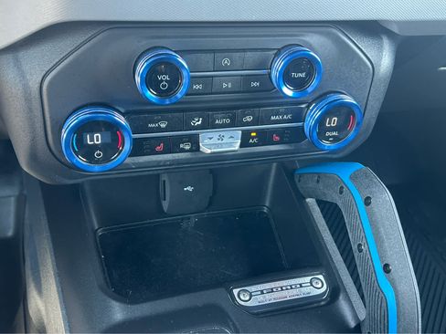 Used 2023 Ford Bronco Black Diamond AWD/4WD image 46