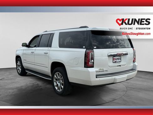 Used 2017 GMC Yukon XL Denali w/ Open Road Package AWD/4WD image 6