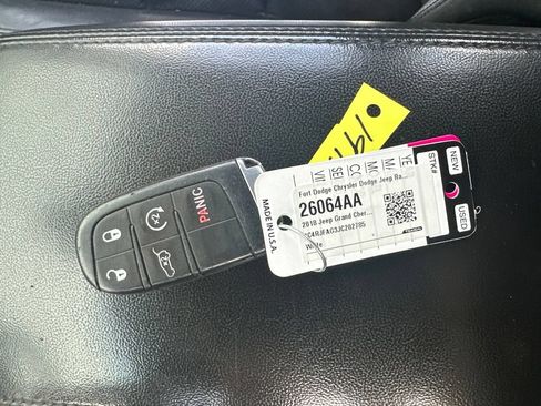 Used 2018 Jeep Grand Cherokee Altitude AWD/4WD image 46